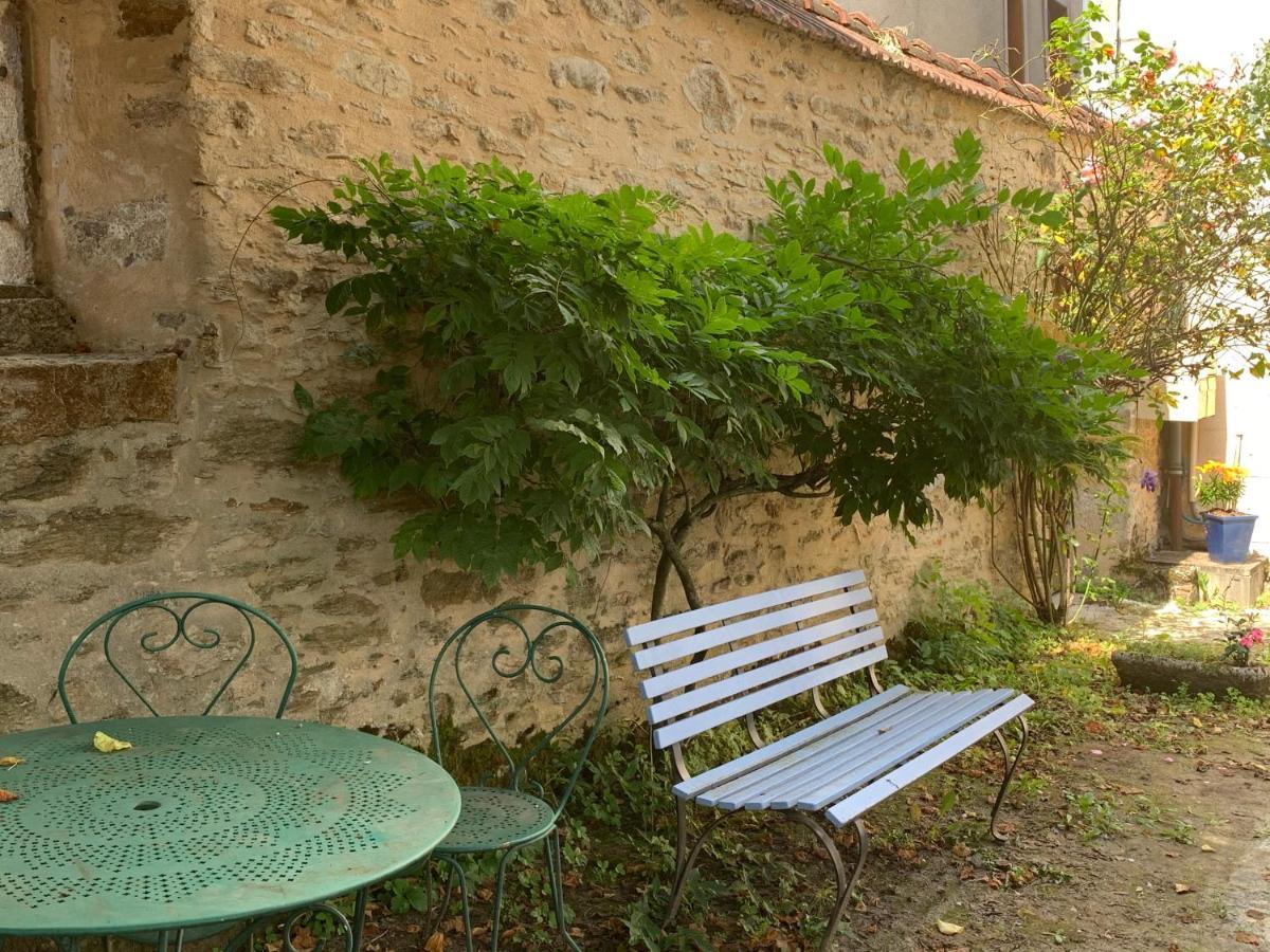 La Cour Pavee, T2 Lumineux, Cosy, Confort 55 M2 Saint-Léonard-de-Noblat المظهر الخارجي الصورة